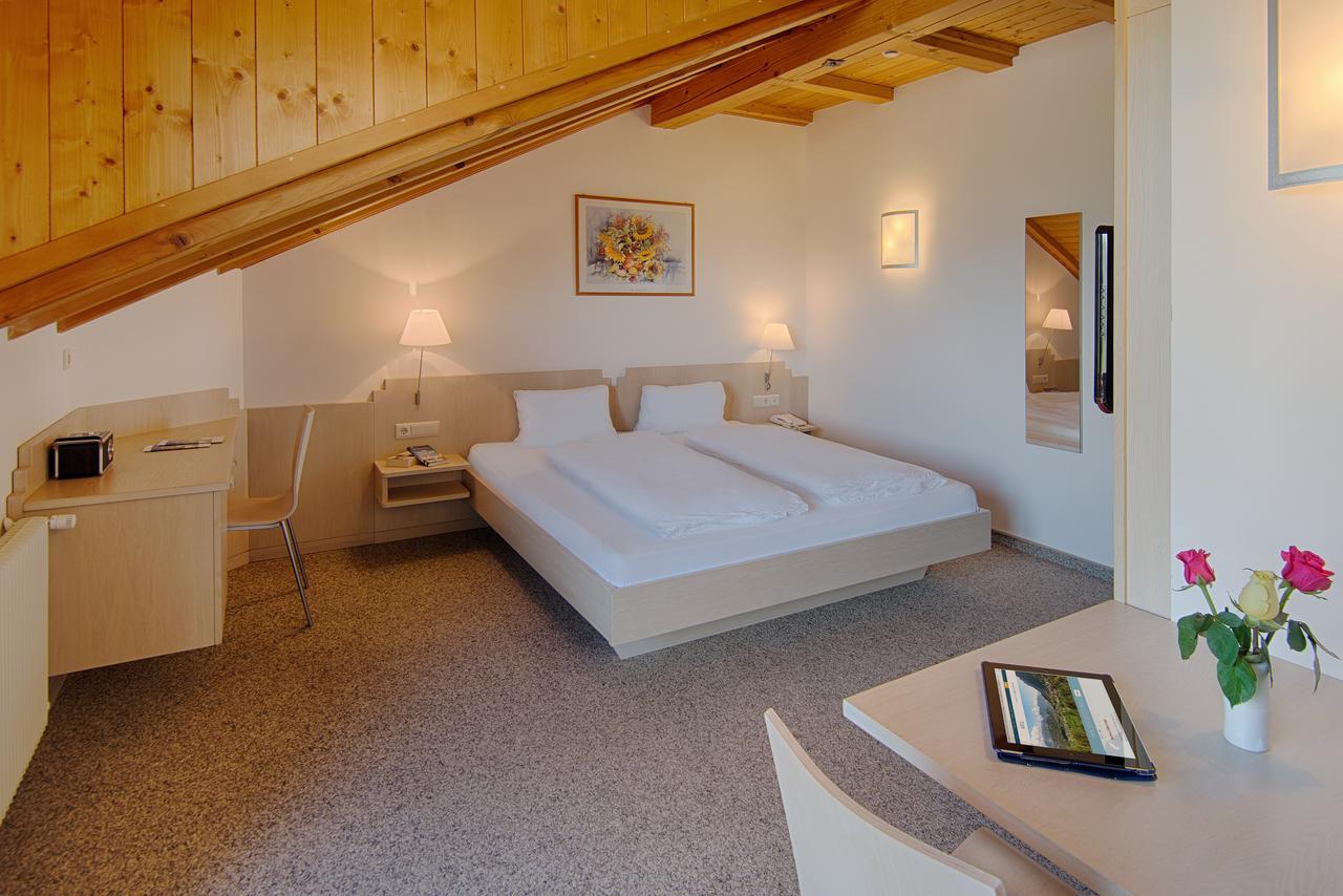 Pension Christl Caldaro Exterior foto